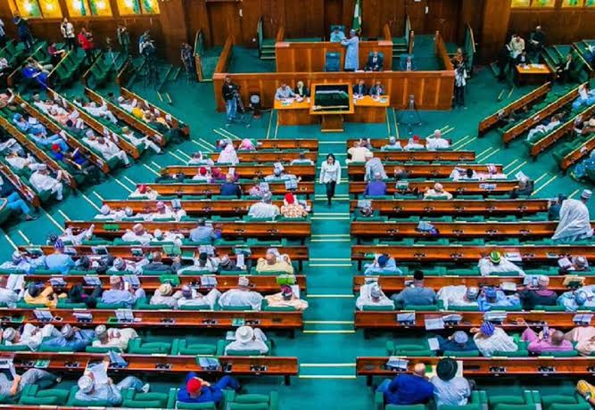 JUST IN: Four LP lawmakers defect to APC